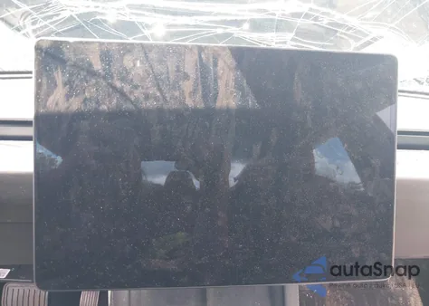 2024 Tesla Model 3 Long Range Dual Motor All-Wheel Drive/Rear-Wheel Drive z USA, uszkodzony, nr VIN 5YJ3E1EA5RF728322